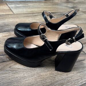 Black Mary Jane Leather Platform Heels, Womenโs Size 7.5
